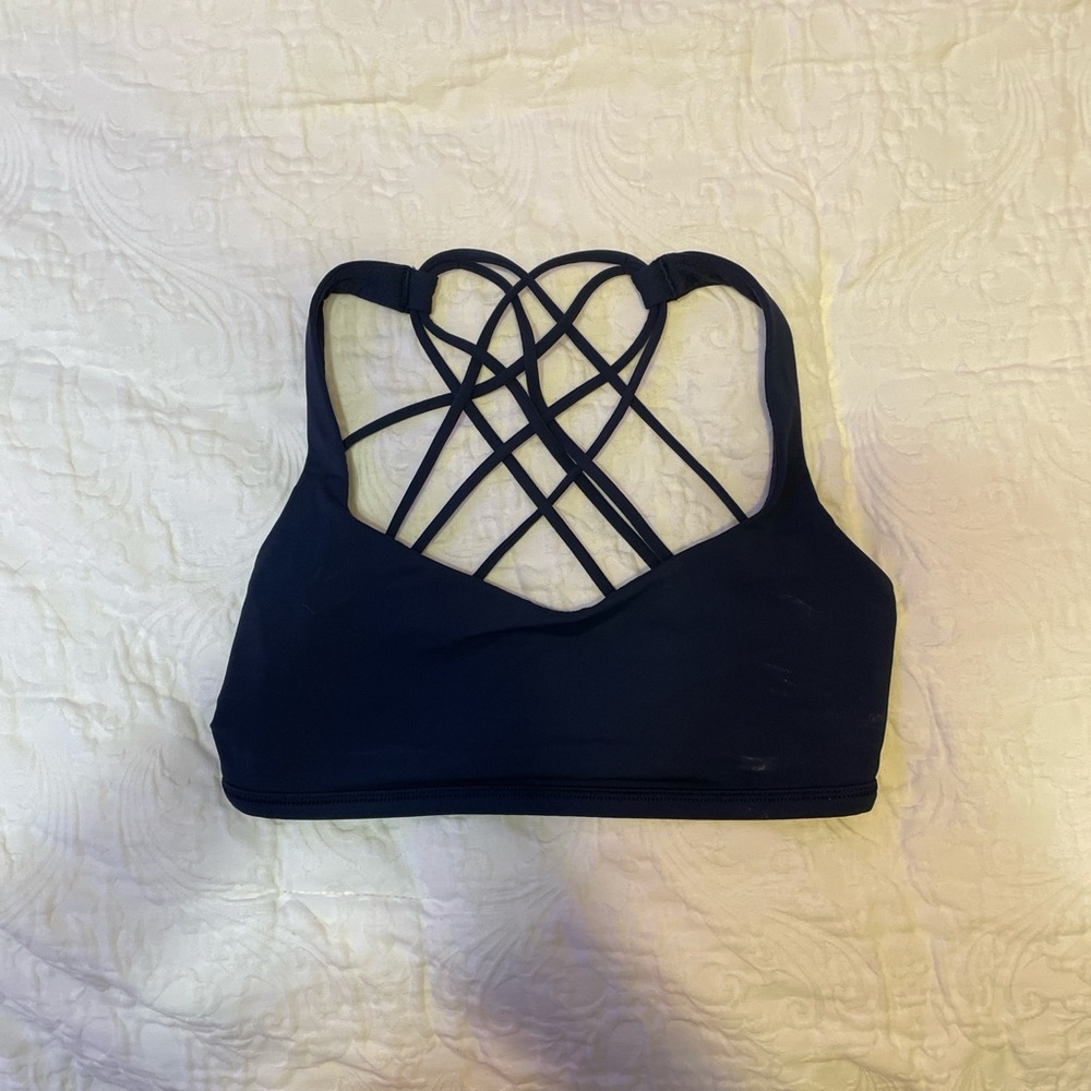 Lululemon Free to Be Bra A/B light support